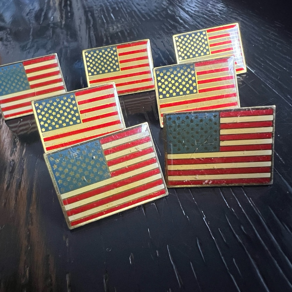 Vintage American Flag Enamel Lapel Pin – Made in Taiwan – Patriotic USA Pin